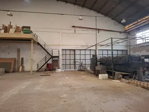 Galpon en Alquiler en Sarandi, USD 5.000