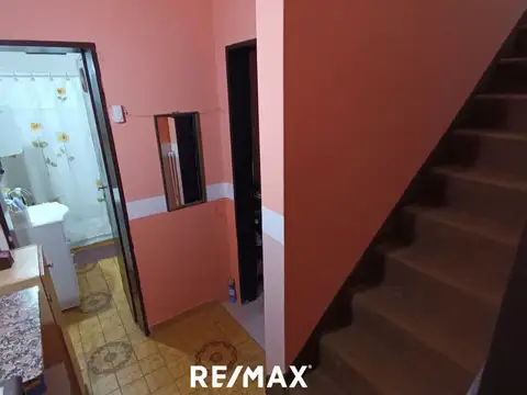 Depto Tipo Casa en Venta 56 años