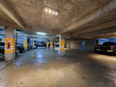 Cochera en Condominios del Alto 4 en Puerto Norte