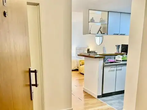 VENTA DE MONOAMBIENTE PISO SEXTO AL FRENTE HERMOSO & DIVINO!