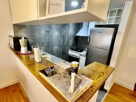 VENTA DE MONOAMBIENTE PISO SEXTO AL FRENTE HERMOSO & DIVINO!