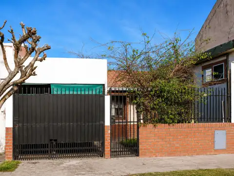 Casa en Venta en Gregorio de Laferrere, USD 90.000