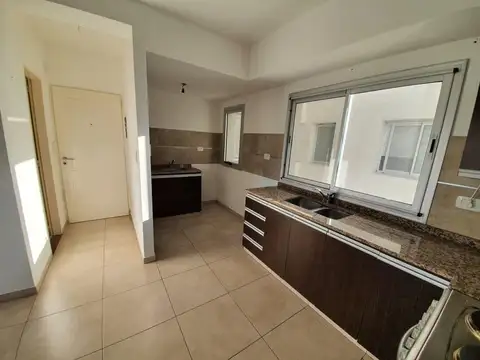 2 De Mayo 2400, Piso 1°