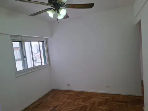 Avenida Juan De Garay 2700, Piso 6