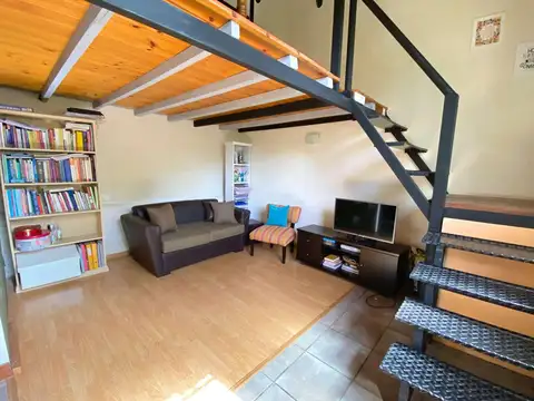 Depto Tipo Casa en Alquiler en Villa Ballester, $ 900.000