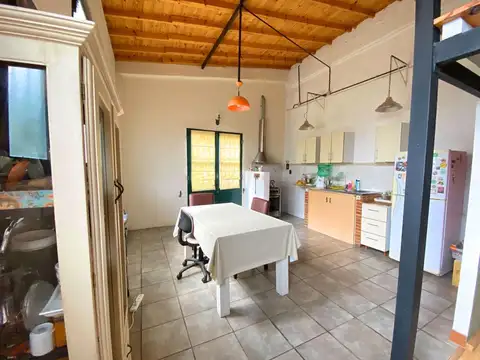Depto Tipo Casa en Alquiler de 3 ambientes