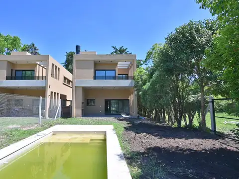 Casa en Alquiler en Roldan, San Lorenzo