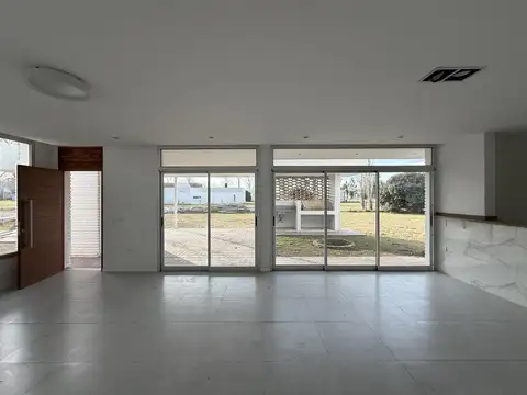 Casa en Venta en Piñero, USD 158.000