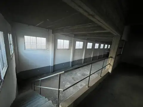 Galpon en Alquiler en Lomas del Mirador, $ 3.000.000