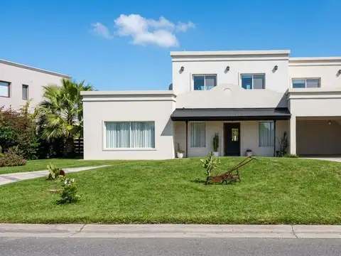 Casa en venta Haras Santa María
