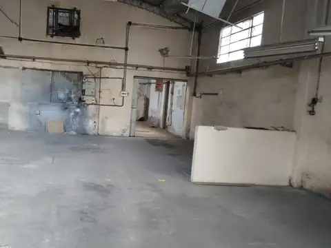 Alquiler de galpón de 260mts2 cub en Ciudadela