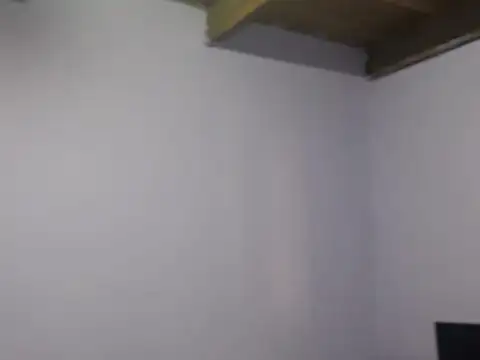 VENTA CASA A RECICLAR 4 AMBIENTES LIBERTAD MERLO