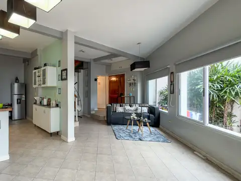 Depto Tipo Casa en Venta de 3 ambientes