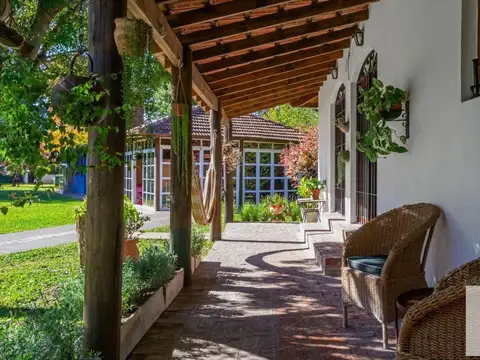 Casa en Alquiler de 4 dormitorios
