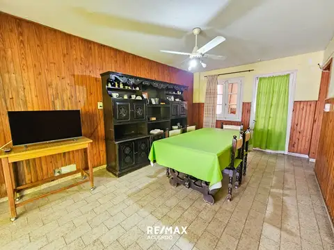 Depto Tipo Casa 3 ambientes con 2 baños
