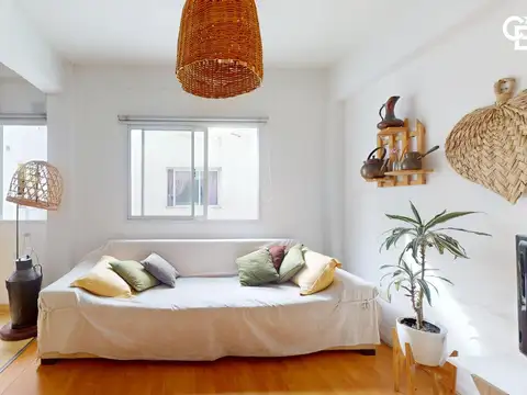 Depto Tipo Casa en Venta 50 años