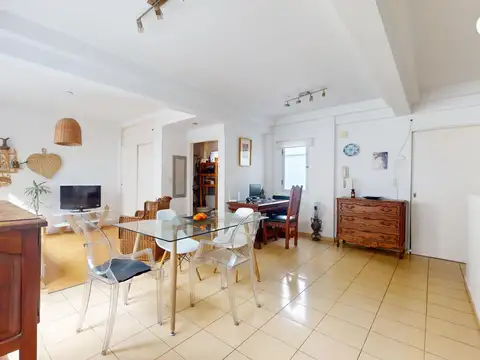 Depto Tipo Casa en Venta de 4 ambientes