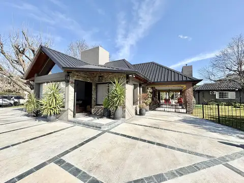 Casa en Venta en Francisco Álvarez, USD 390.000