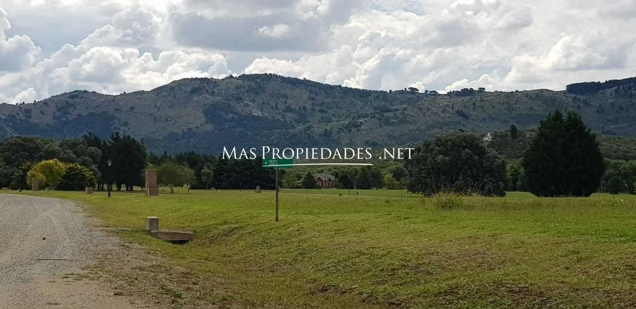 Venta terreno 1735m² con vista en Bº cerrado La Mata
