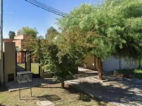 Casa en alquiler 2 Dormitorios - Quincho - Parrilla