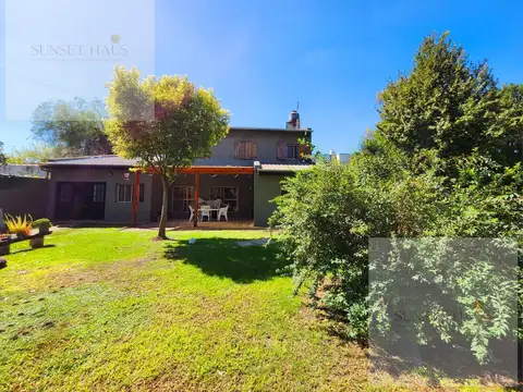 VENTA CASA 4 AMBIENTES DE VICHENZO GRANDE PILAR