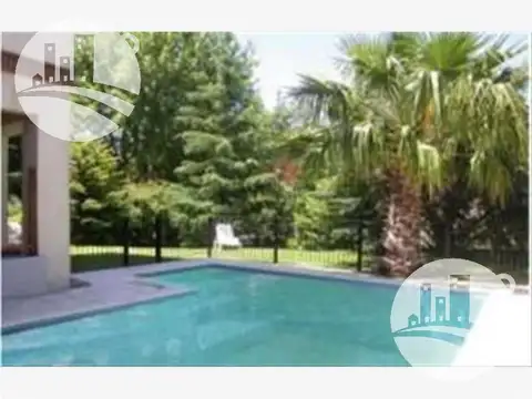 Hotel en Venta en Pinamar, USD 1.800.000