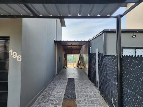Casa 3 ambientes con 2 baños