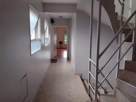 ALQUILER  MONOAMBIENTE  APTO PROFESIONAL MORON