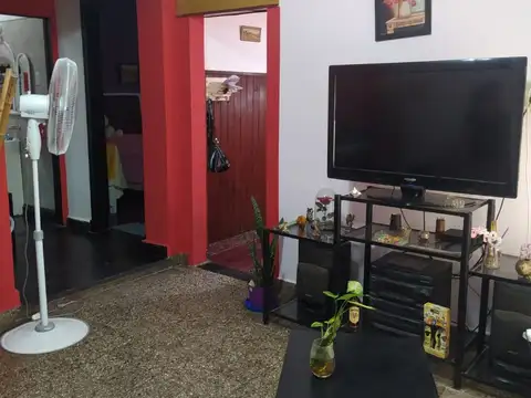 Dos Casas + local en Parque San Martin,  Merlo