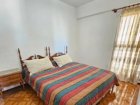 Venta de departamento - 2 ambientes - Lateral - Con balcón - Zona Aldrey - Mar del Plata