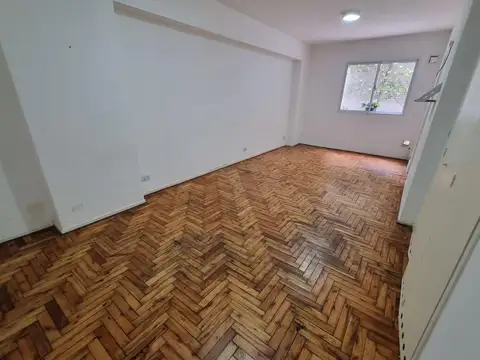 Departamento en Alquiler en Recoleta, $ 550.000