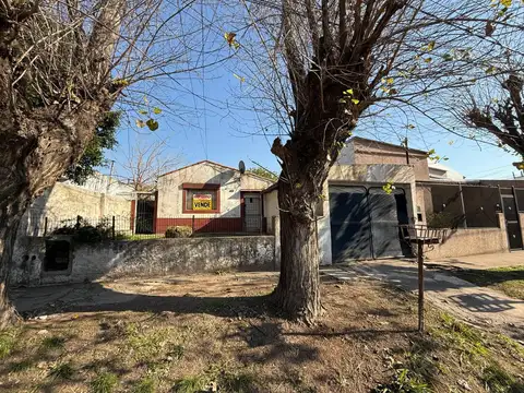 Casa a reciclar en Quilmes Este