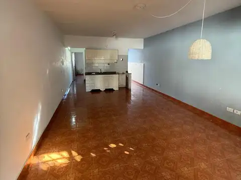 Departamento en Esc.-Centro