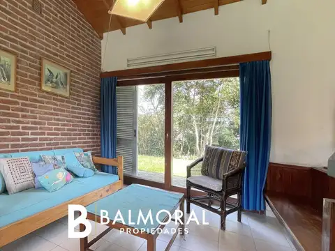 Casa de 3 dormitorios en Alquiler en PINAMAR.