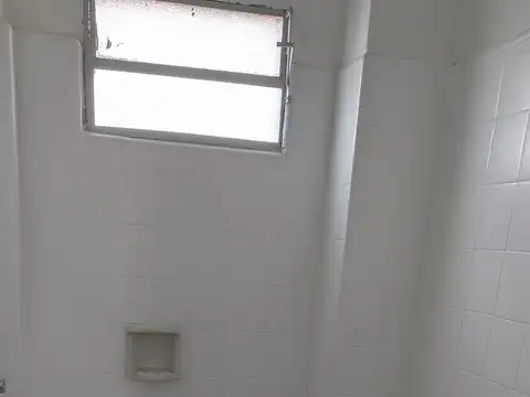Departamento en Alquiler en Ramos Mejia, $ 300.000