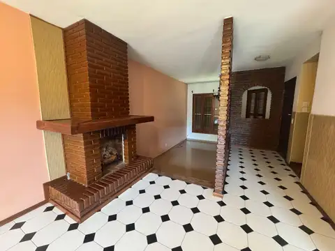 Alquile!! Chalet de 4 amb c/cochera y quincho- Palomar