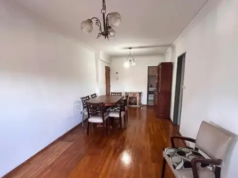 Alsina 681 Piso 3  B , Piso 3