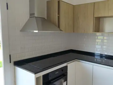 Casa en Alquiler de 3 dormitorios