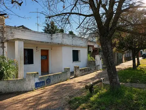 Venta | Temperley | Casa, Esquina de 188mts2 ideal para inversión