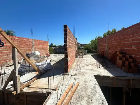 37 e/ 28 y 29 1600