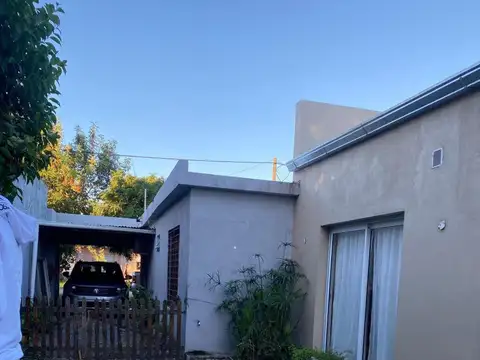 Casa en venta - 2 Dormitorios 2 Baños - Cochera - 400Mts2 - Los Toldos