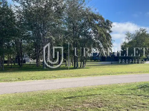 Terreno en Venta de 2441,0 m2