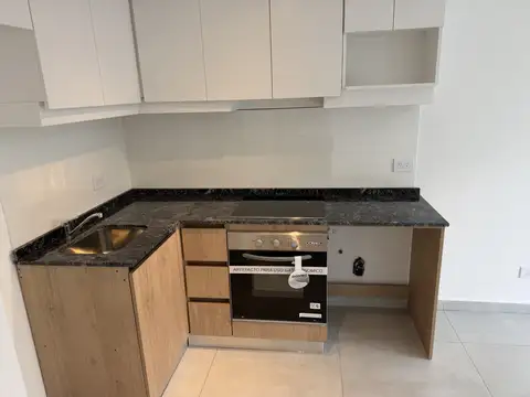 Galvan 3500, Piso 1