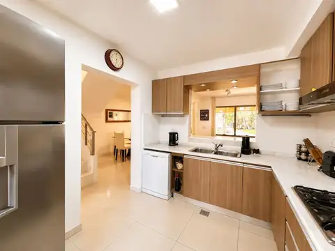 Casa en Venta al Este