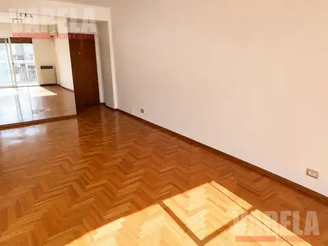 Avenida Angel Gallardo 600