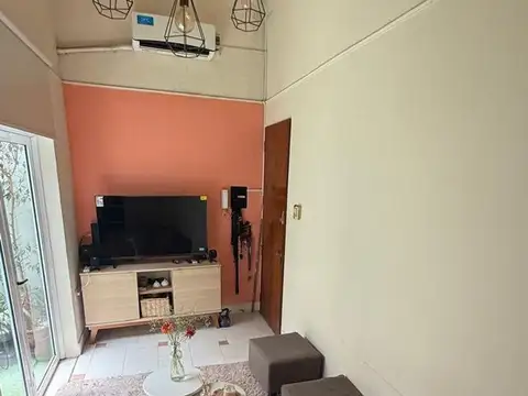 Depto Tipo Casa en Venta en Caballito, USD 135.000