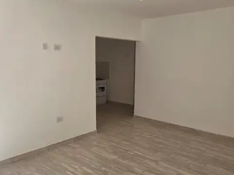 Depto Tipo Casa 2 ambientes con 1 baño