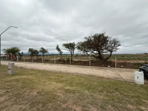 Terreno en Venta en Campos De Manantiales, USD 65.000