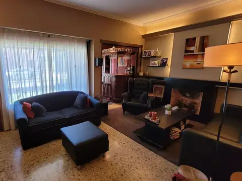Casa en Venta en Haedo, USD 215.000