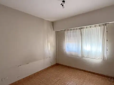 Departamento en Venta en Chacarita, USD 125.000